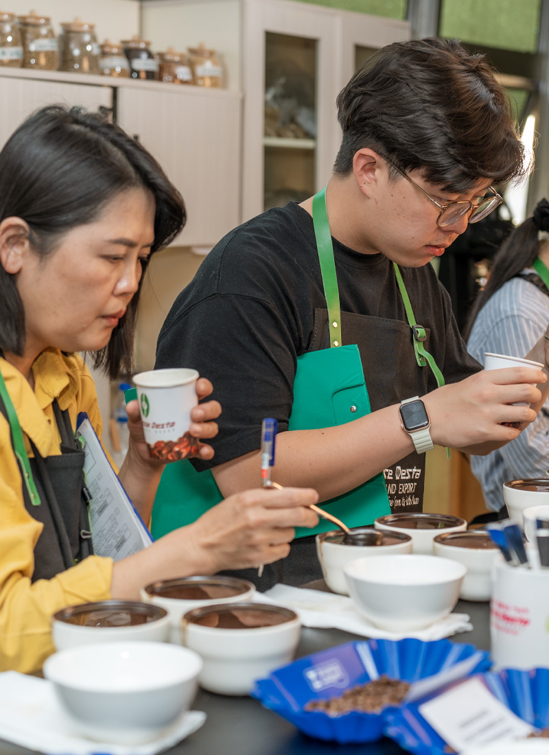 coffeeday_cupping3